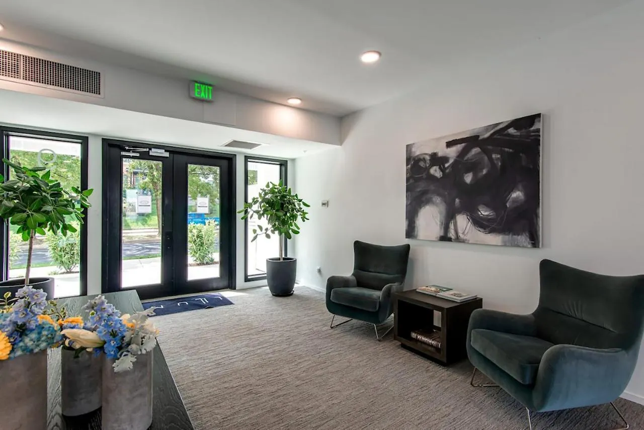 Chic Modern Nashville Condo Pool, Patio, Parking